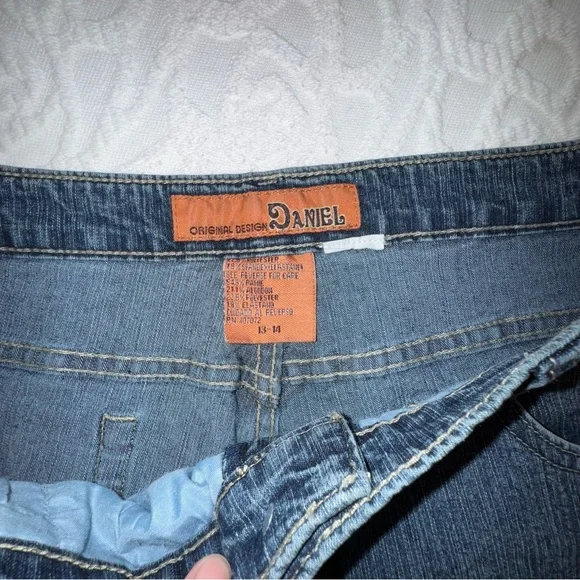 Vintage Daniel Y2K Floral Beaded Jeans - Picture 5 of 13
